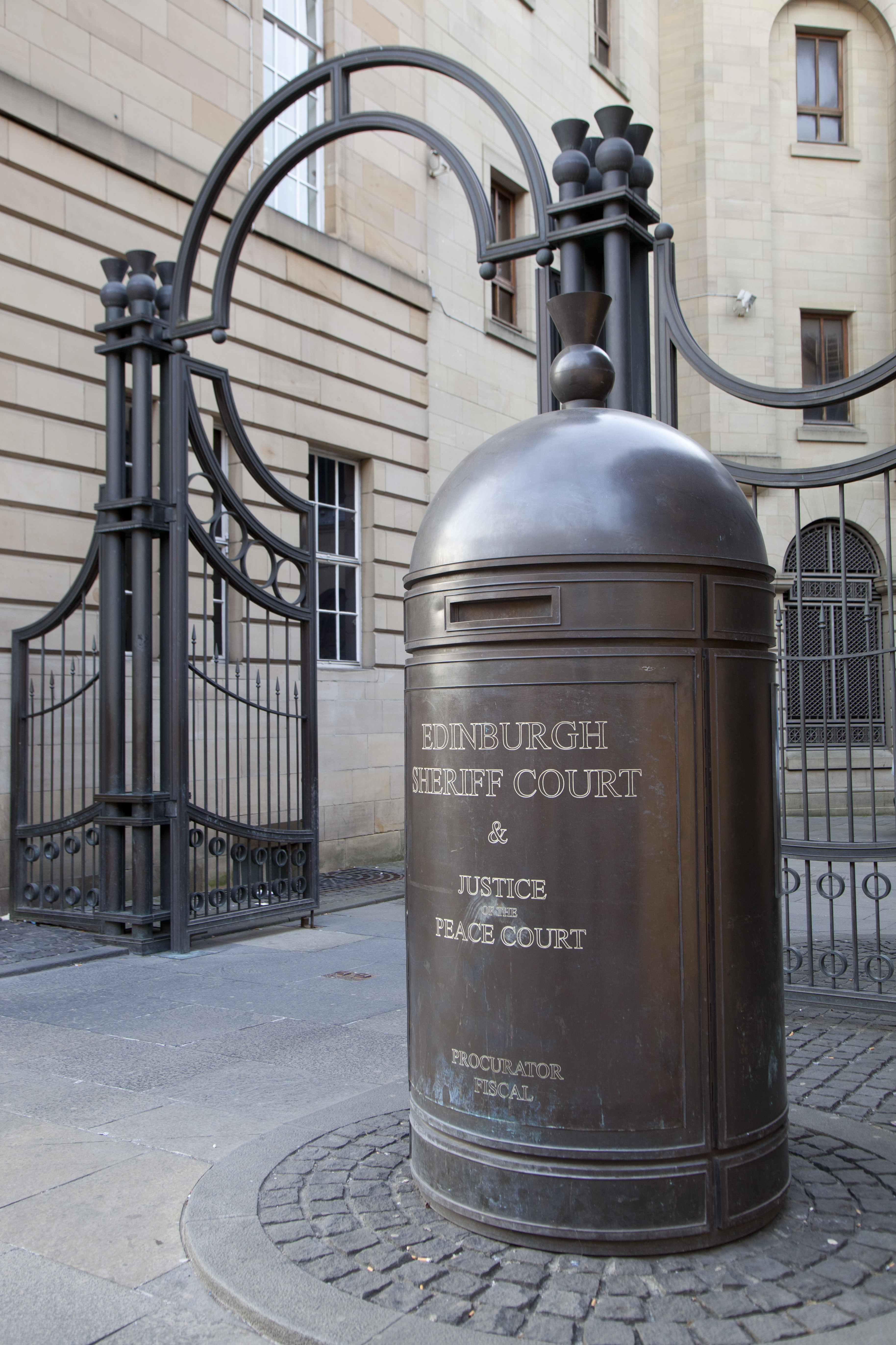 image of Edinburgh Sheriff and Justice of the Peace Court